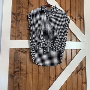 Abercrombie button up muscle sleeve shirt
